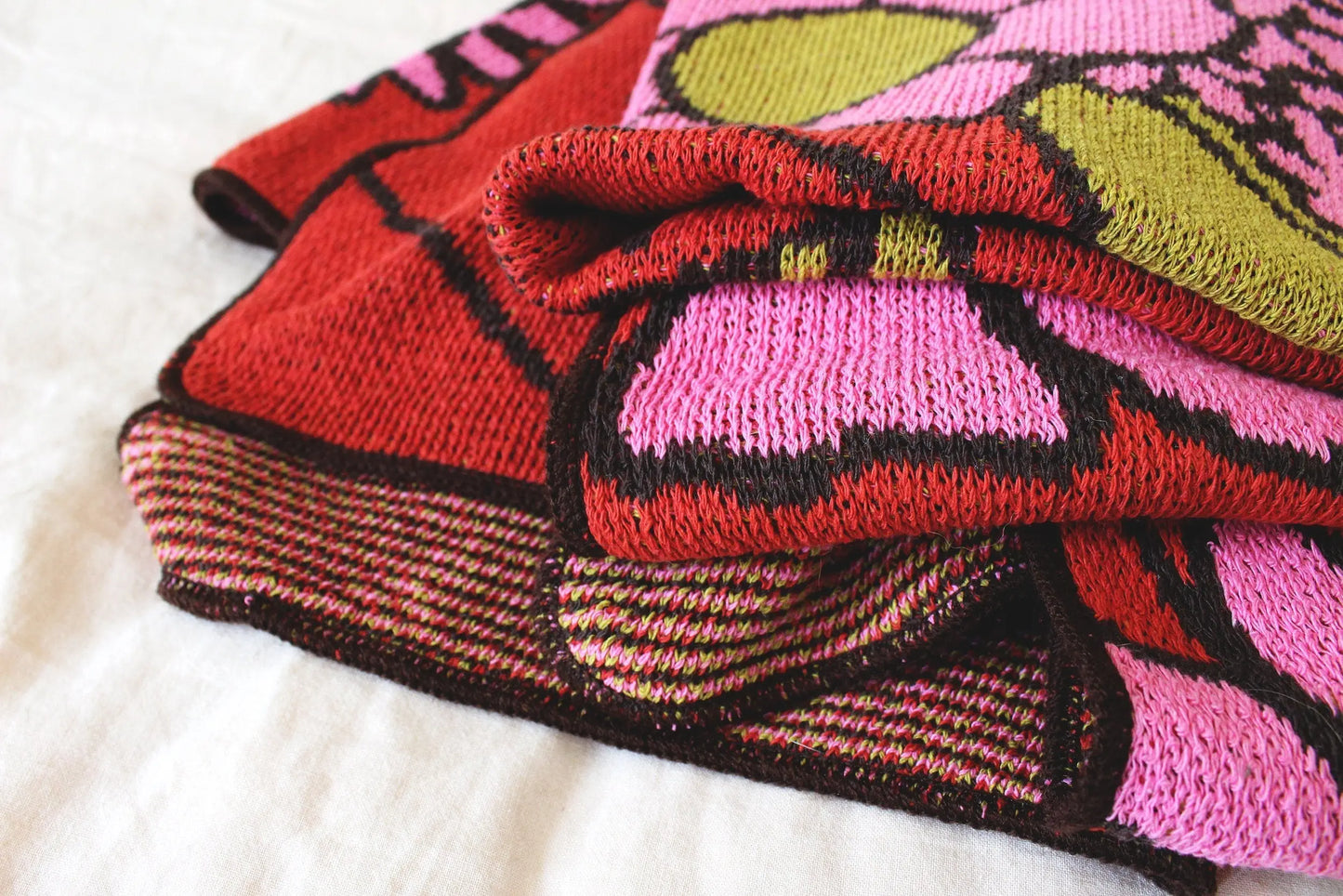 CALHOUN & CO - Thinking Of You Knit Throw Blanket Throw Calhoun & Co