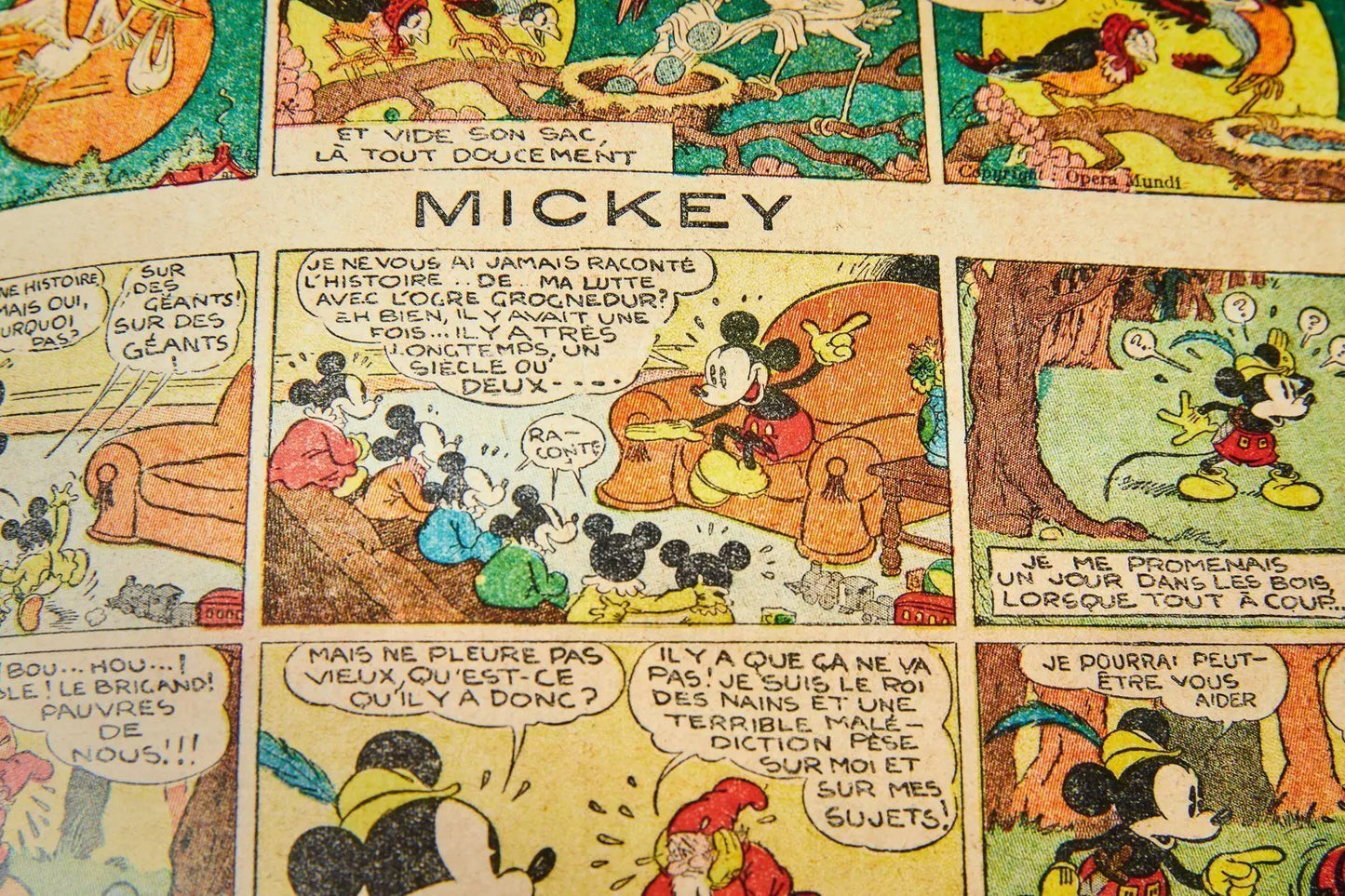 Walt Disney's Mickey Mouse - The Ultimate History Book Ingram