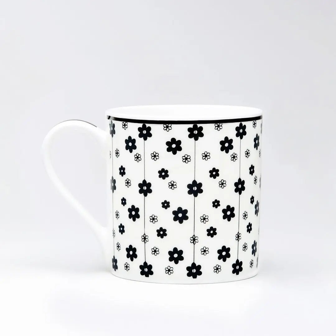 Wallpapering Rabbit Mug Hammade