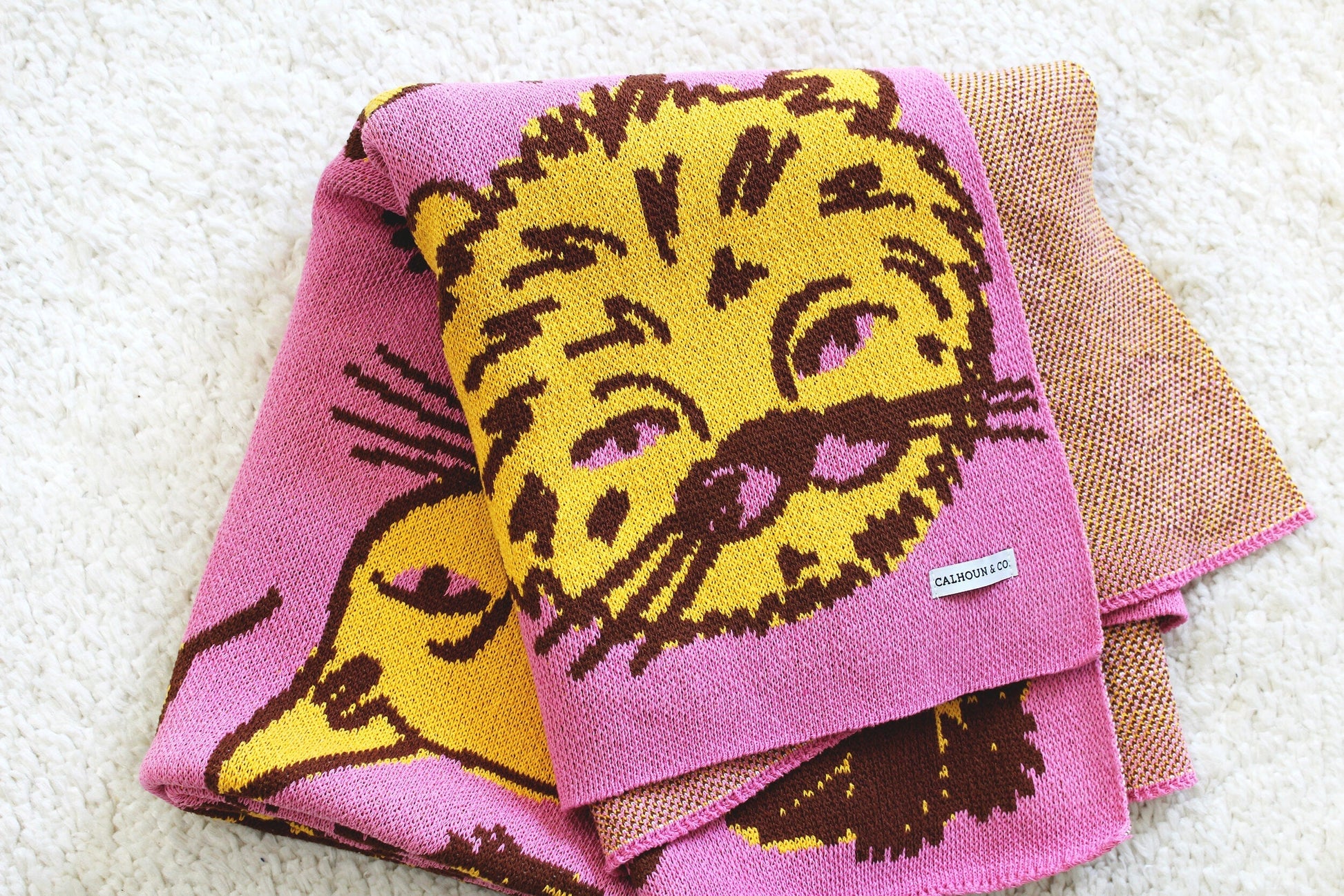 Meow! Knit Throw Blanket Blankets Calhoun & Co 