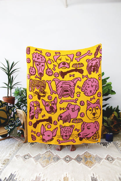 Woof! Knit Throw Blanket Blankets Calhoun & Co Chew Toy (Yellow & Pink 