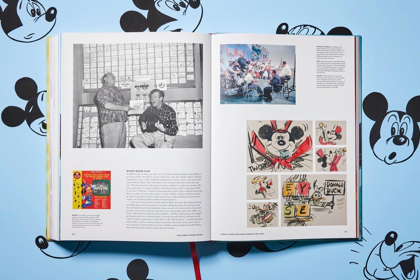 Walt Disney's Mickey Mouse - The Ultimate History Book Ingram 