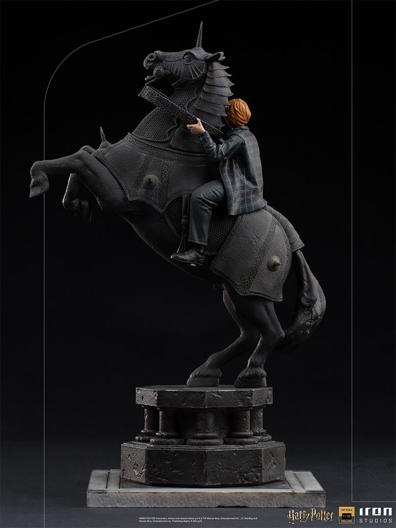 IRON STUDIOS Ron Weasley at The Wizard Chess Deluxe Art Scale 1/10 - Harry Potter Collectibles Iron Studios 